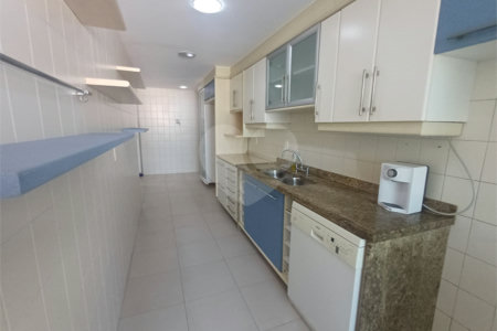 Apartamento à venda com 4 quartos, sendo 1 suíte, em Tijuca, Rio de Janeiro, RJ