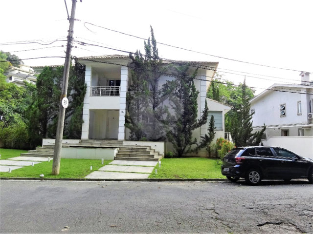 Casa à venda com 4 suítes no condomínio Residencial Jardim Itatinga, São Paulo - SP