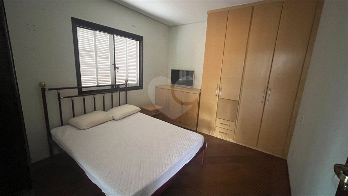 Sobrado à venda ou para alugar com 4 quartos, sendo 2 suítes, em Jardim Terceiro Centenário, Atibaia, SP