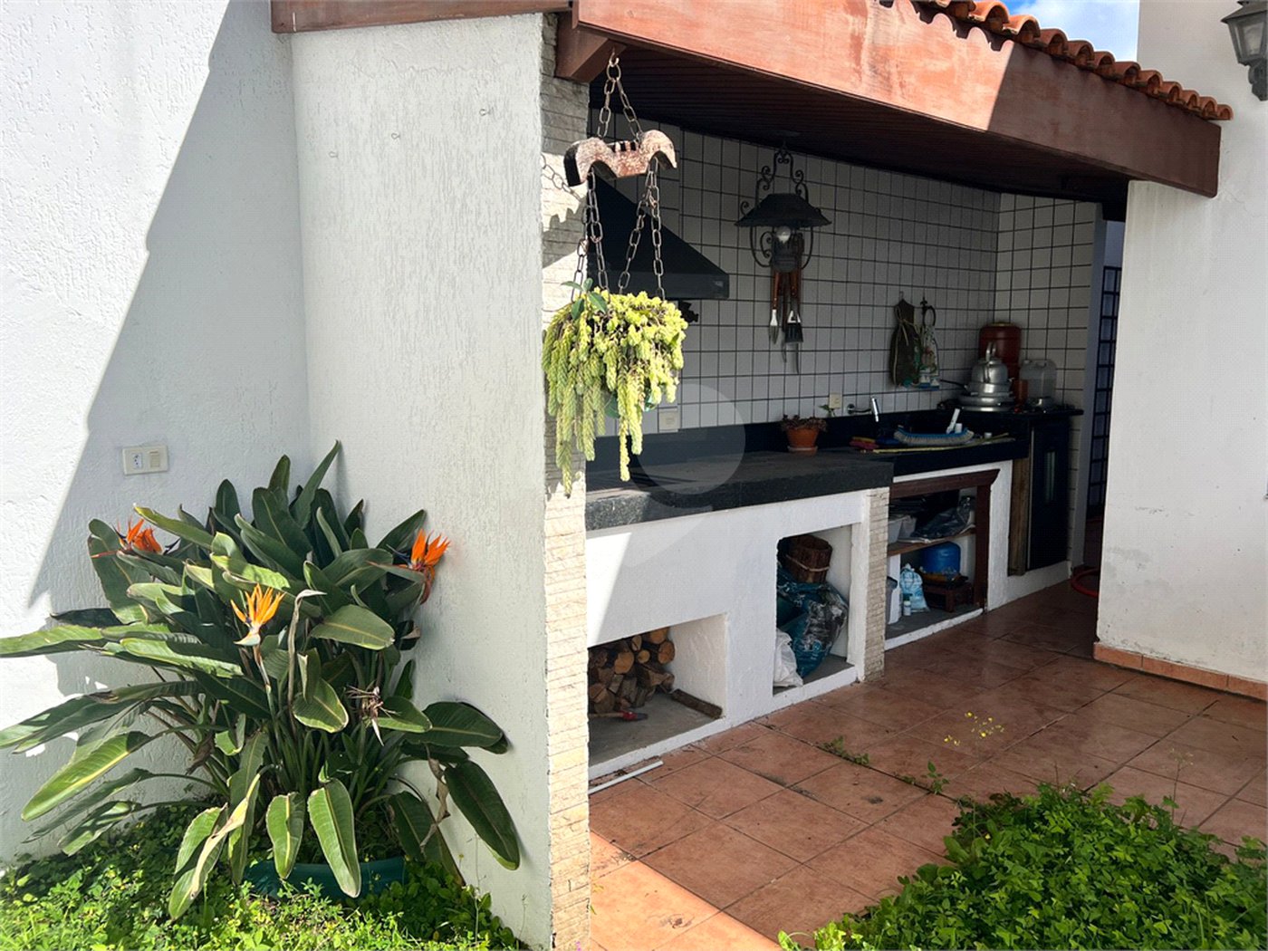 Casa à venda com 4 quartos, sendo 3 suítes, em Chácara Monte Alegre, São Paulo, SP