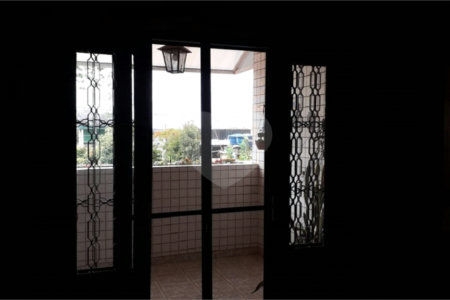 Casa à venda com 3 quartos, sendo 1 suíte, no condomínio Ibiti do Paço, Sorocaba - SP