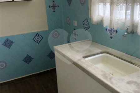 Casa à venda com 1 suíte no Centro, Vinhedo, SP