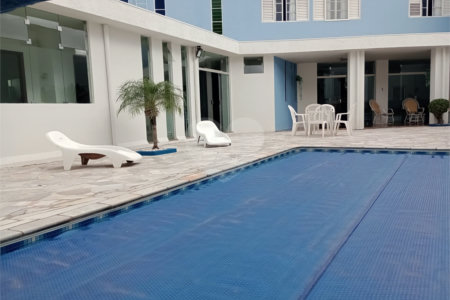 Casa à venda com 4 quartos, sendo 1 suíte, em Vila Rosa, Itapetininga, SP