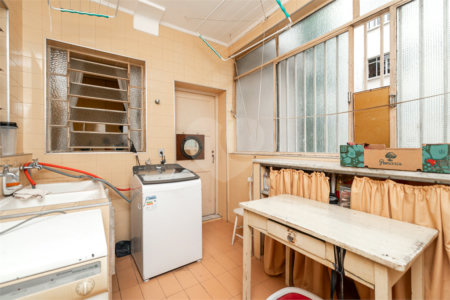Apartamento à venda com 4 quartos, sendo 1 suíte, em Higienópolis, São Paulo, SP