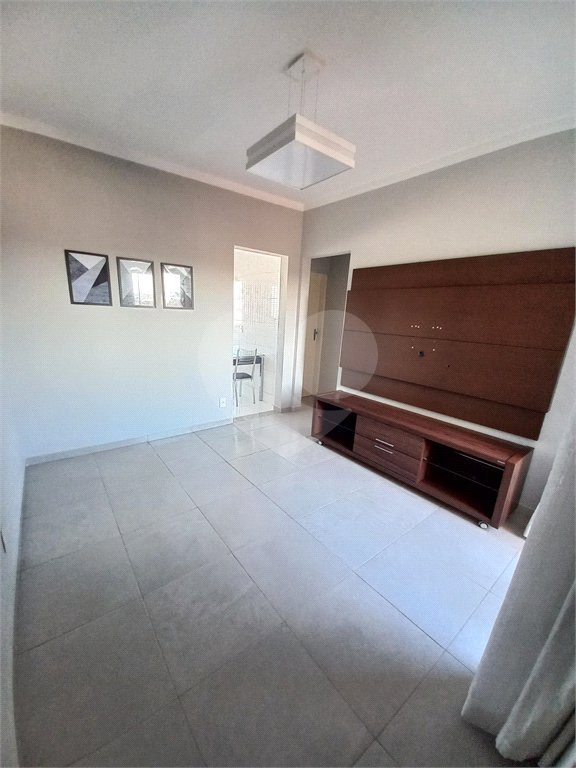 Apartamento à venda com 2 quartos em Vila Suissa, Mogi das Cruzes, SP