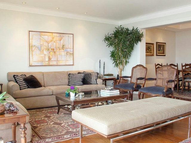 Apartamento à venda com 3 quartos, sendo 2 suítes,  em Alto da Boa Vista, São Paulo, SP