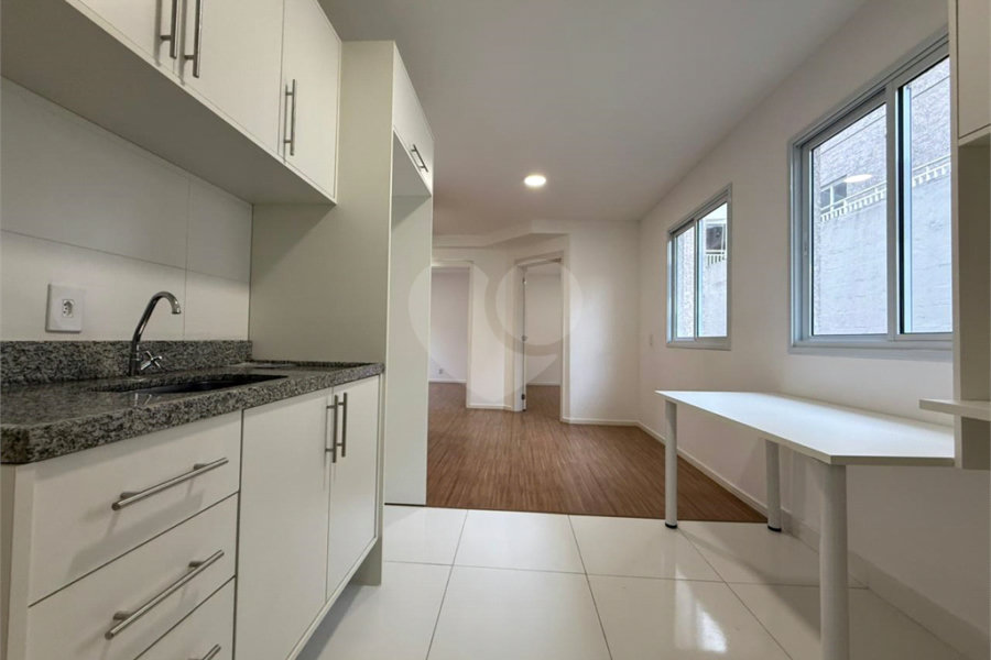 Casa à venda com 2 quartos no condomínio Severa, São Paulo - SP