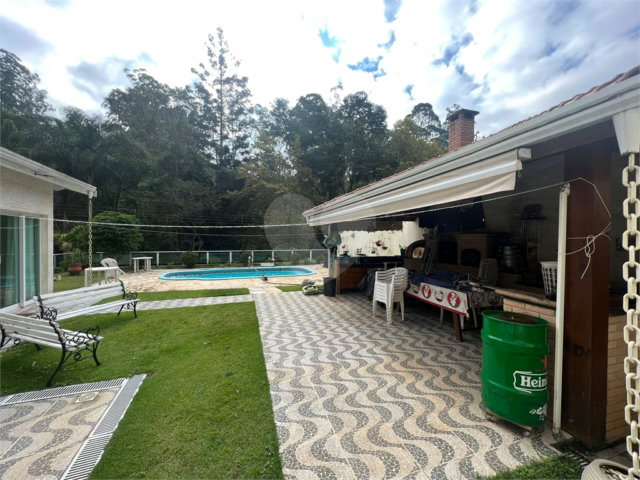 Casa à venda com 4 suítes no condomínio Parque Petrópolis 4 Secção, Mairiporã - SP