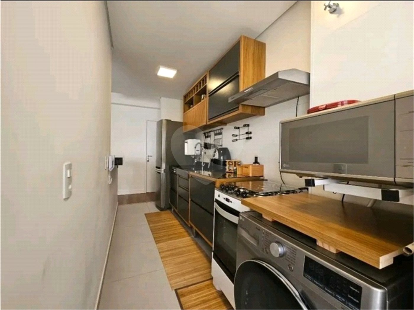 Apartamento à venda com 2 quartos, sendo 1 suíte,  em Parque Campolim, Sorocaba, SP