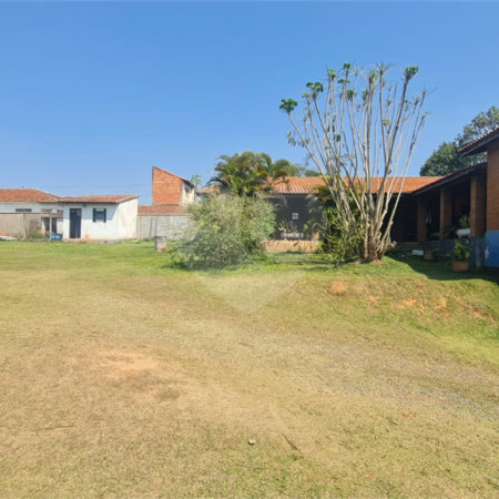 Chácara à venda com 3 quartos, sendo 1 suíte, em Vila Reis, Itapetininga, SP
