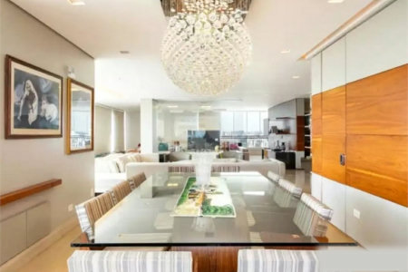 Apartamento à venda com 4 suítes em Moema, São Paulo, SP