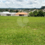 Terreno à venda em Condomínio Residencial Pinheiros do Lago, Alambari, SP