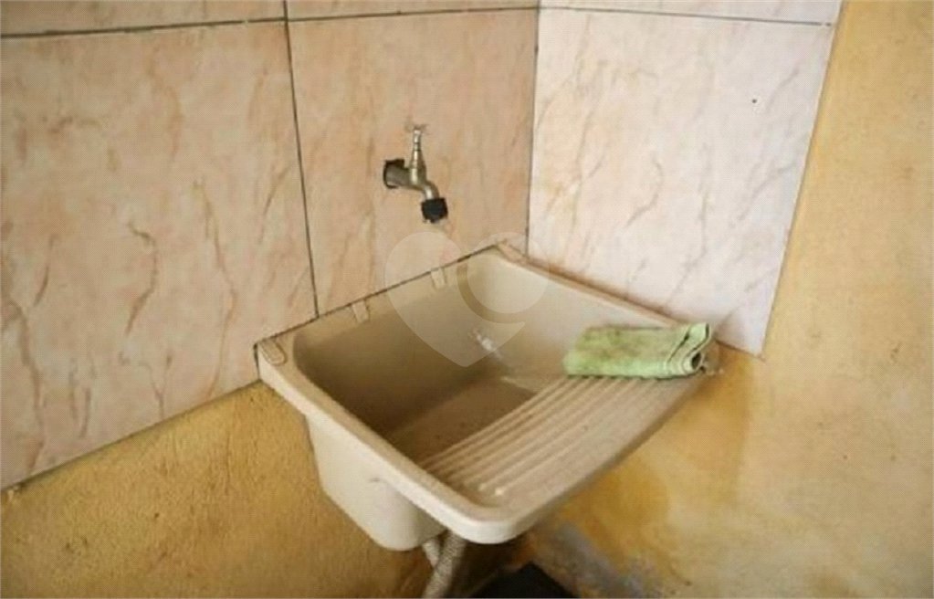 Casa à venda com 3 quartos, sendo 1 suíte,  em Vila Nova Carolina, São Paulo, SP