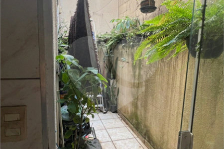 Casa de Vila à venda com 3 quartos em Vila Curuçá, São Paulo, SP