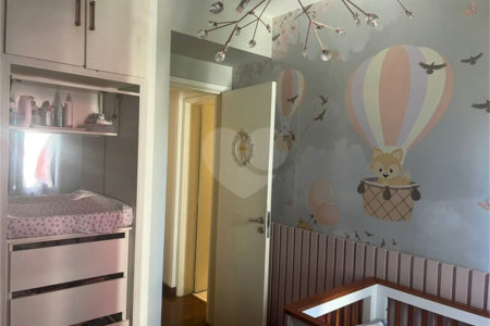 Apartamento à venda com 3 quartos, sendo 2 suítes,  em Fazenda Morumbi, São Paulo, SP