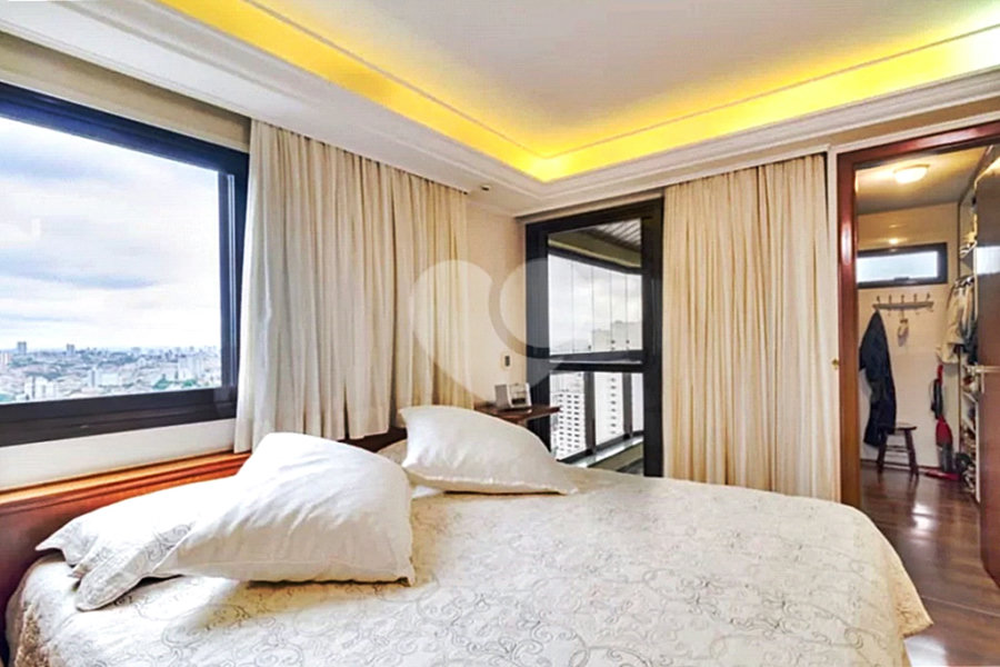 Apartamento à venda com 4 quartos, sendo 3 suítes, em Santana, São Paulo, SP