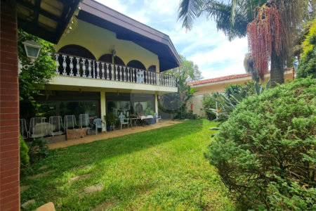 Casa à venda com 3 quartos, sendo 1 suíte, em Interlagos, São Paulo, SP