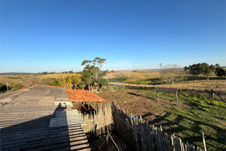 Sítio à venda com 3 quartos, sendo 1 suíte,  em Canta Galo, Itapetininga, SP