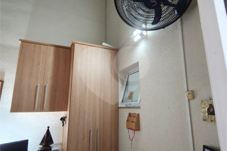 Sobrado à venda com 3 quartos, sendo 1 suíte,  em Vila Matilde, São Paulo, SP
