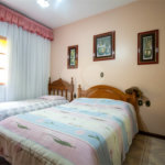 Sobrado à venda com 5 quartos, sendo 1 suíte,  em Jardim Villaça, São Roque, SP