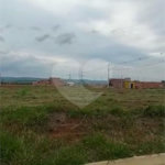Terreno de 274,68 m² no Residencial Villeneuve