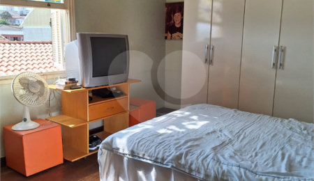 Casa à venda com 2 quartos no Centro, Vinhedo, SP