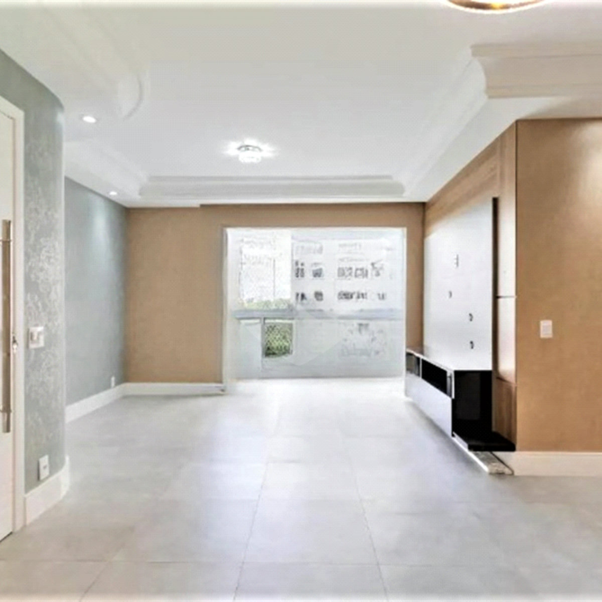 Apartamento à venda com 3 quartos, sendo 1 suíte,  em Jardim Marajoara, São Paulo, SP
