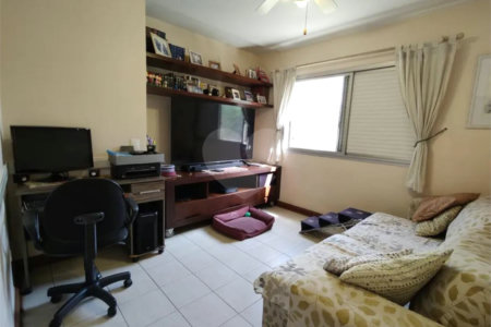Apartamento à venda com 4 quartos, sendo 1 suíte, em Brooklin Paulista, São Paulo, SP