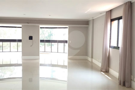 Apartamento à venda com 3 suítes em Jardim Fonte do Morumbi, São Paulo, SP