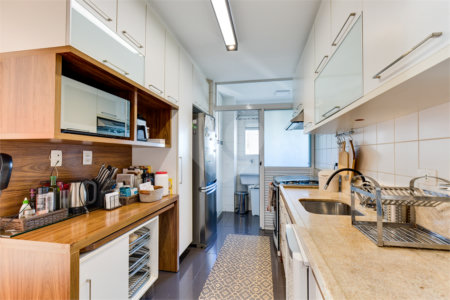 Apartamento à venda com 3 quartos, sendo 2 suítes,  em Jardim Marajoara, São Paulo, SP