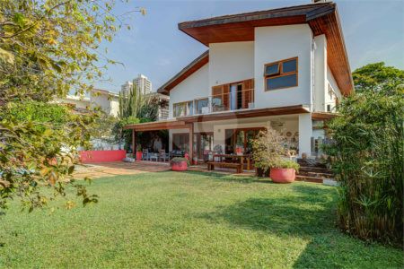Casa de Vila à venda com 4 suítes em Jardim Hípico, São Paulo, SP