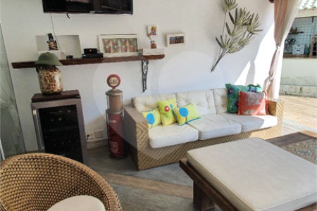Casa à venda com 4 quartos, sendo 2 suítes, em Alto da Boa Vista, Rio de Janeiro, RJ