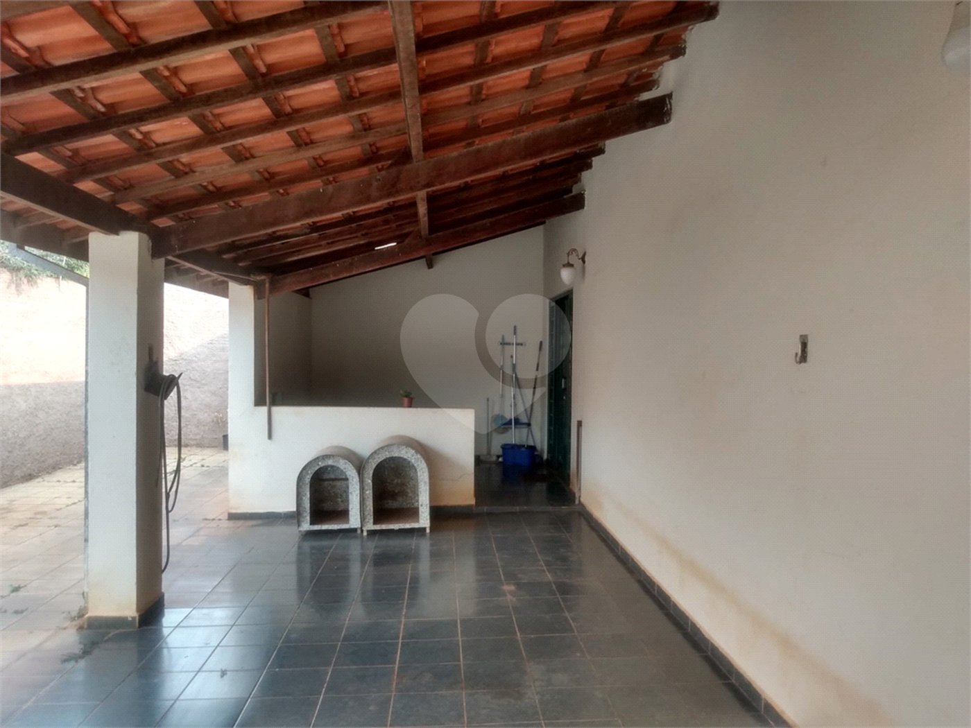Chácara à venda com 2 quartos, sendo 1 suíte, em Estância Conceição, Itapetininga, SP