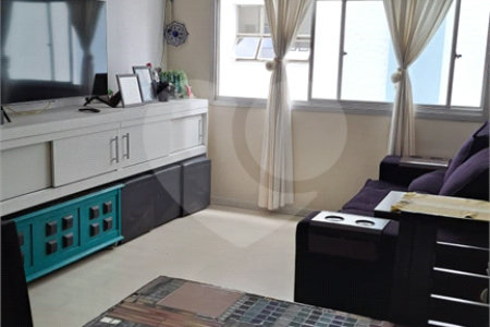 Apartamento à venda com 3 quartos, sendo 1 suíte,  em Vila Olímpia, São Paulo, SP