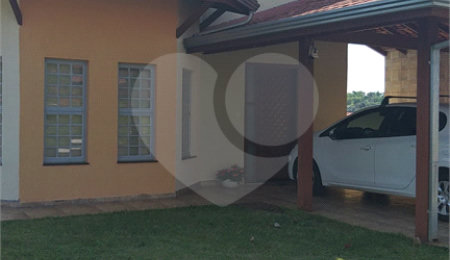 Casa à venda com 2 suítes no Centro, Águas de Lindóia, SP