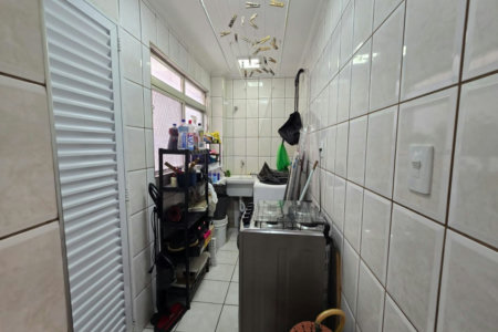 Apartamento com 2 dormitórios à venda, 59 m² por R$ 420.000,00 - Gonzaga - Santos/SP