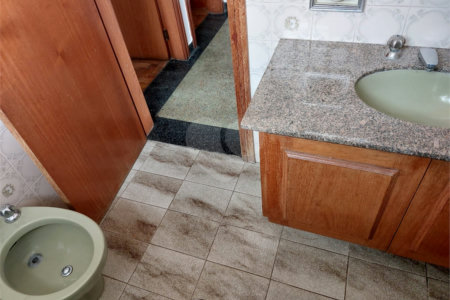 Sobrado à venda com 5 quartos, sendo 1 suíte, em Vila Brasilina, São Paulo, SP