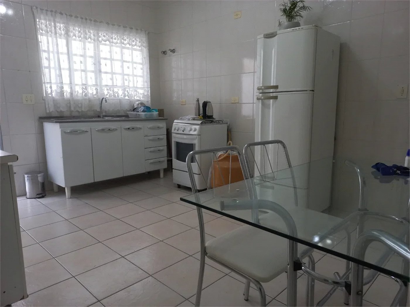 Sobrado à venda com 3 quartos, sendo 1 suíte, em Vila Lageado, São Paulo, SP