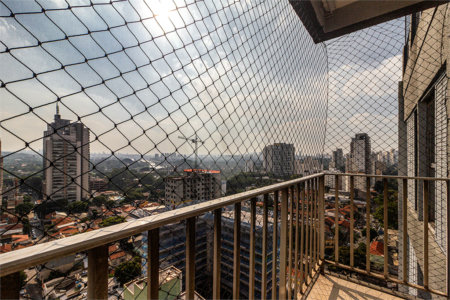 Cobertura à venda ou para alugar com 3 quartos, sendo 2 suítes, em Pinheiros, São Paulo, SP