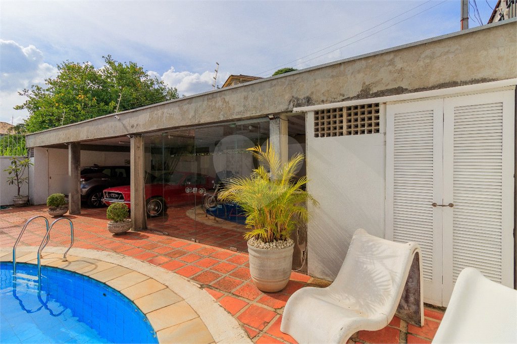 Casa à venda com 4 quartos, sendo 3 suítes, em Jardim Panorama, São Paulo, SP
