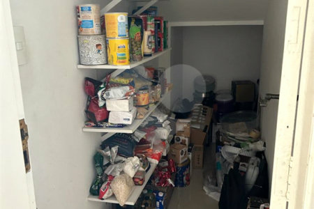 Casa à venda com 3 quartos, sendo 1 suíte,  em Vila Vitória, Mogi das Cruzes, SP