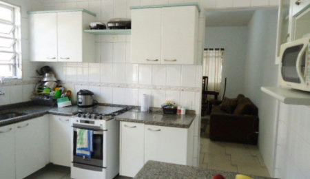 Casa à venda com 3 quartos, sendo 1 suíte,  em Jardim Peri, São Paulo, SP