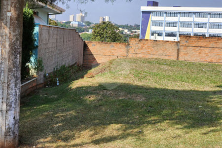 Terreno à venda em Altos do Jaraguá, Araraquara, SP