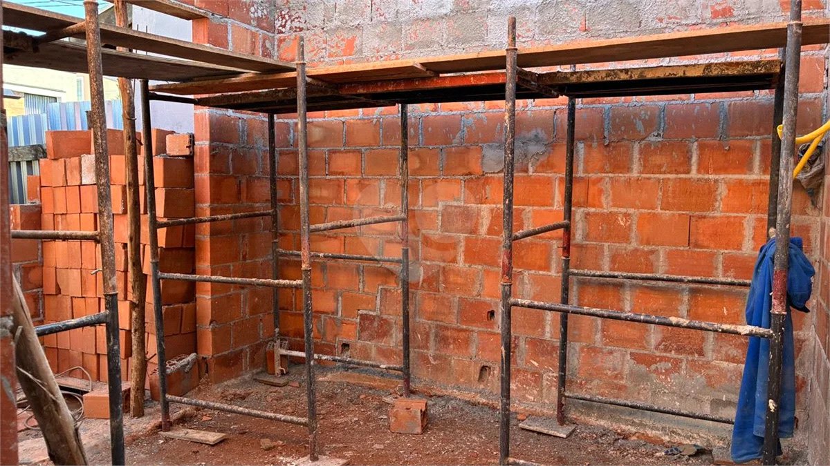 Casa à venda no Condominio Vivenda das Cerejeiras em Valinhos