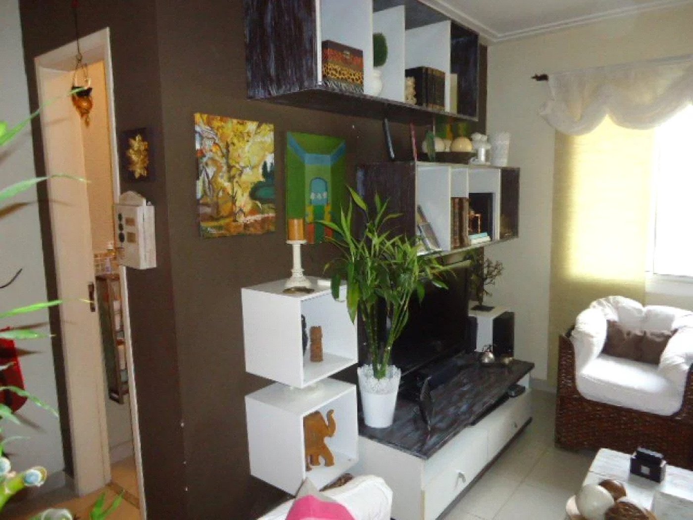 Casa à venda com 3 quartos, sendo 1 suíte,  em Jardim das Vertentes, São Paulo, SP