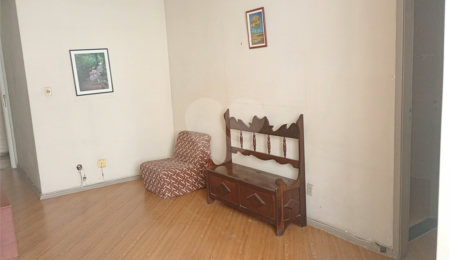 Apartamento à venda com 3 quartos, sendo 1 suíte,  em Laranjeiras, Rio de Janeiro, RJ