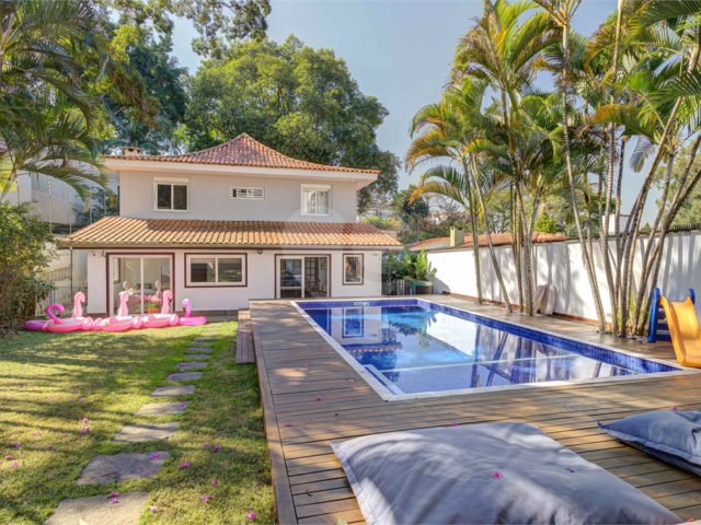 Casa de Vila à venda com 4 quartos, sendo 2 suítes,  em Jardim Marajoara, São Paulo, SP
