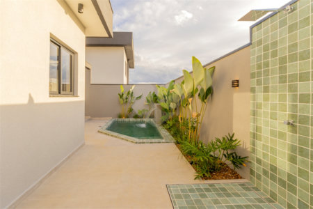 Casa à venda com 3 quartos, sendo 1 suíte, no condomínio Reserva do Vale, Caçapava - SP