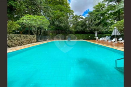Apartamento à venda com 3 quartos, sendo 1 suíte,  em Jardim Marajoara, São Paulo, SP