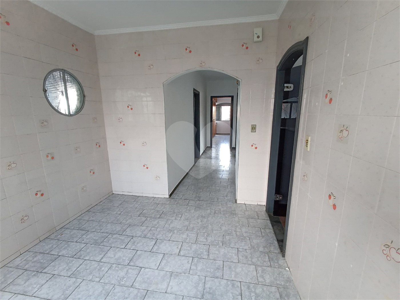 Casa à venda ou para alugar com 6 quartos, sendo 2 suítes, em Jardim Itália, Itapetininga, SP